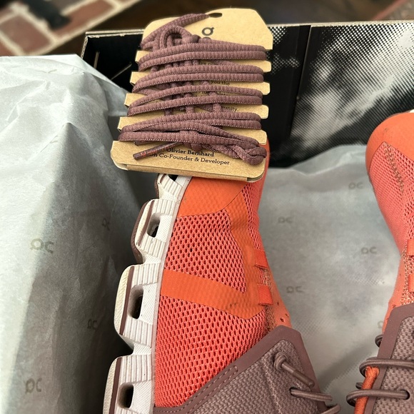 On Cloud 50/50  Women's Size 10.5 - Picture 5 of 7